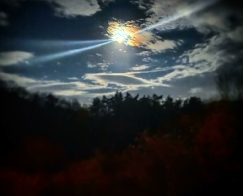 Kamimoku moon featured